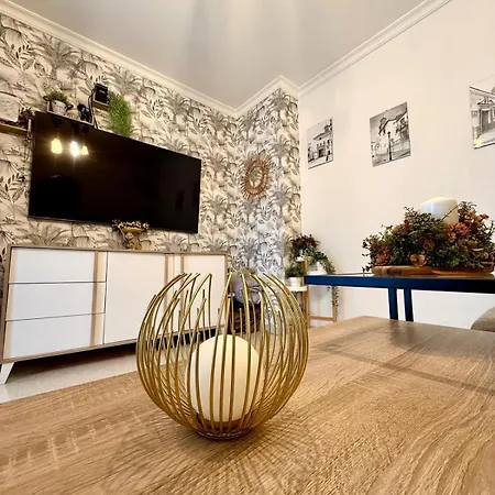 Monteros Apartment *